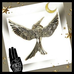 The Hunger Games Pin 🌷